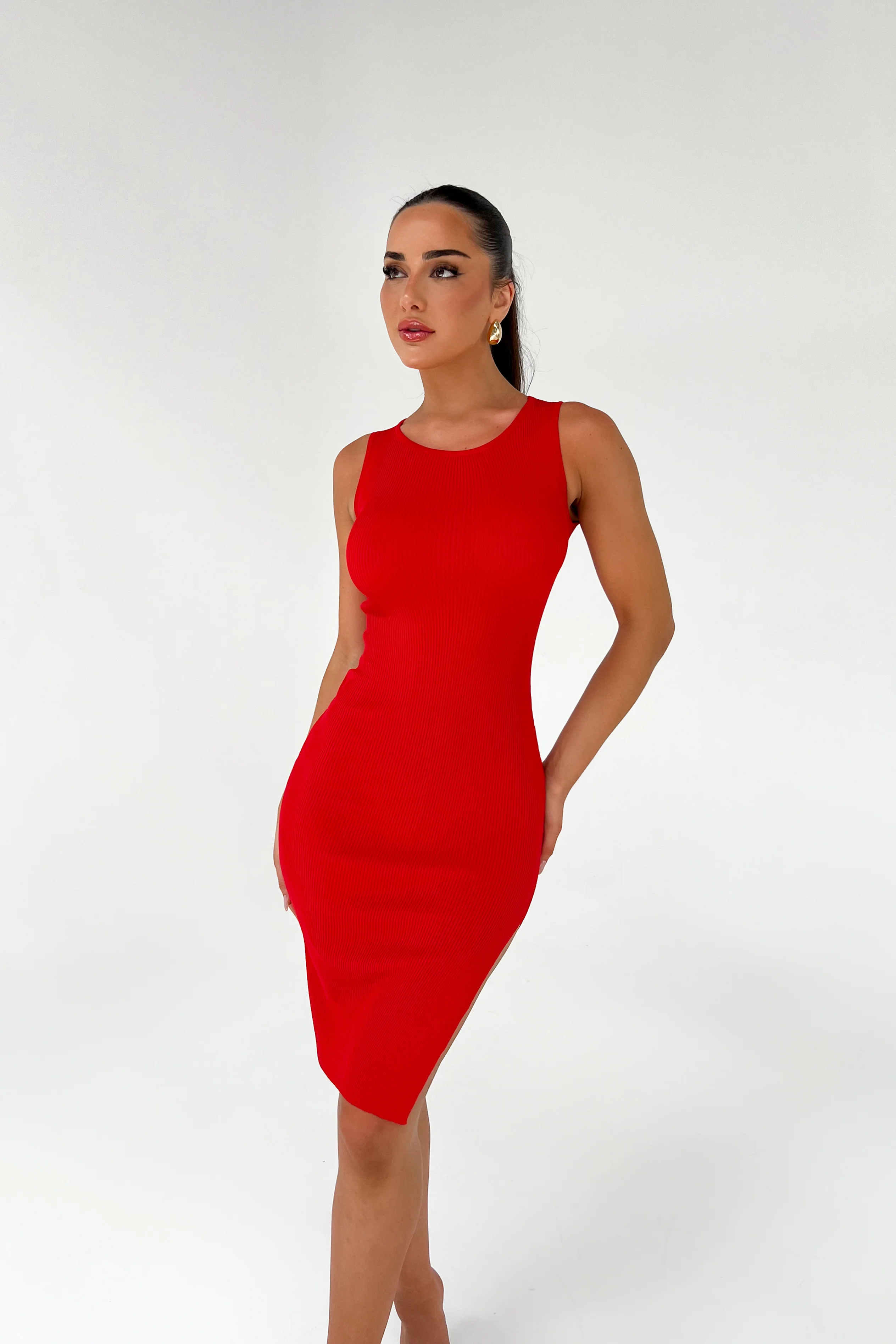 Elegant Red Ribbed Dress