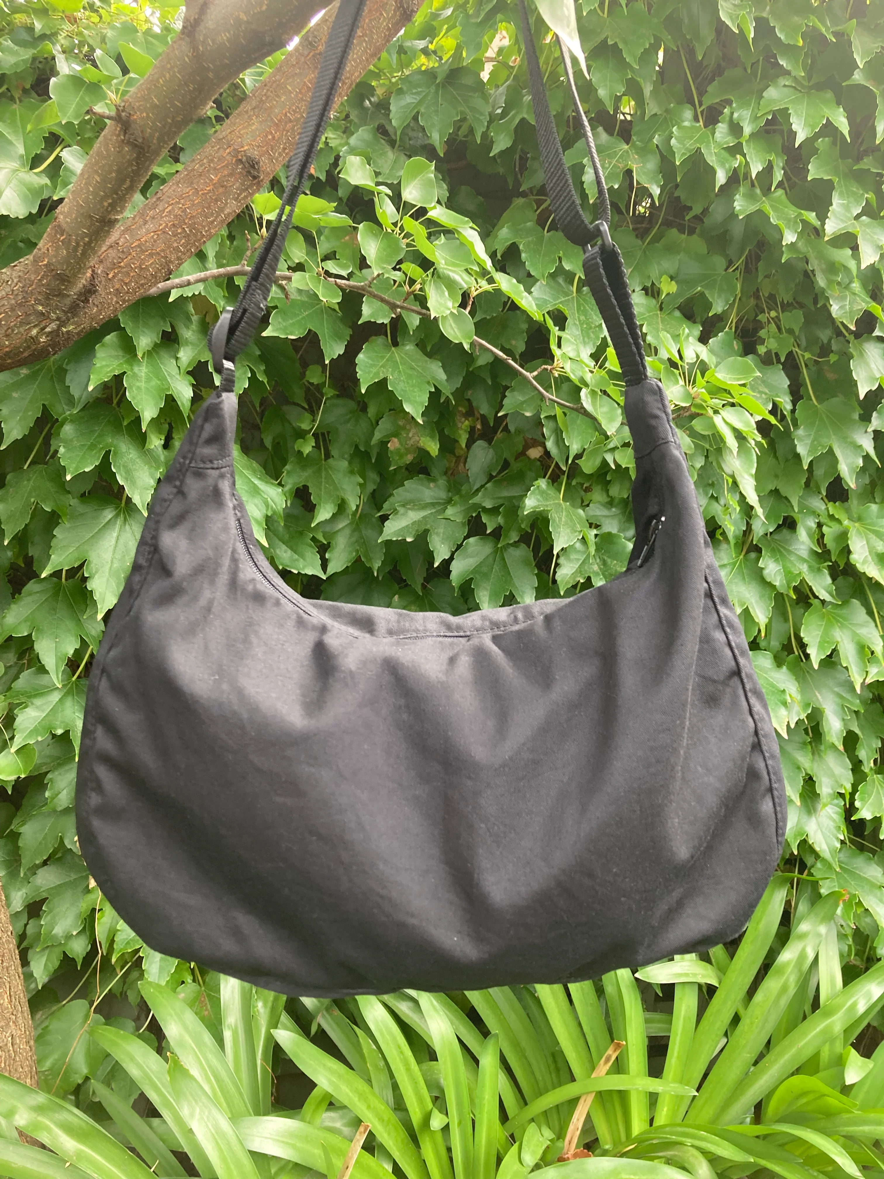 Stylish Black Shoulder Bag