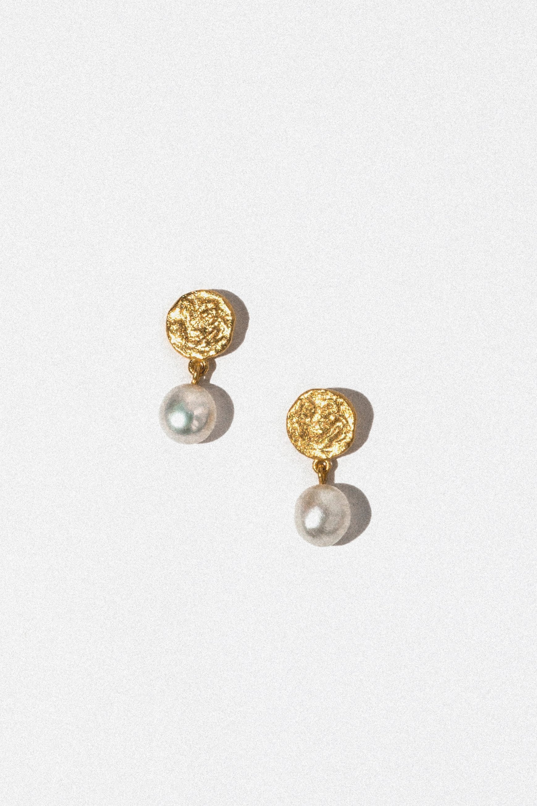 Chic Pearl Drop Earrings